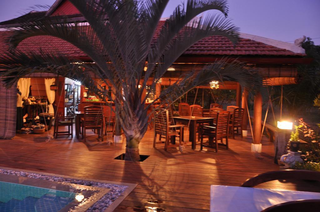 Terres Rouges Lodge Banlung Exterior foto